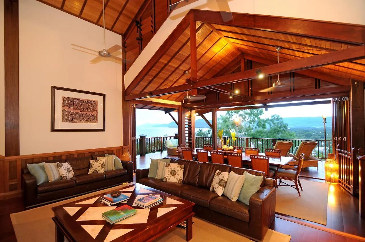 Villa Empat Puluh Dua Port Douglas 0*,  Australia