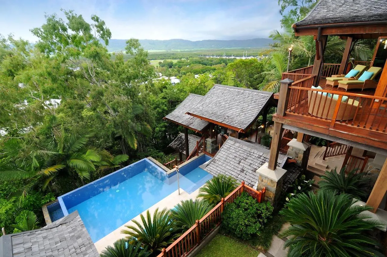 Villa Empat Puluh Dua Port Douglas Australia