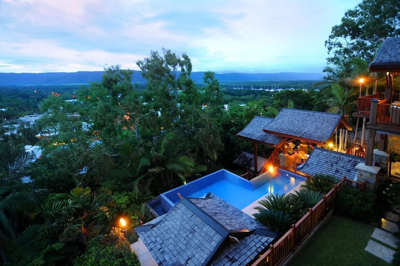 Villa Empat Puluh Dua Port Douglas Australia