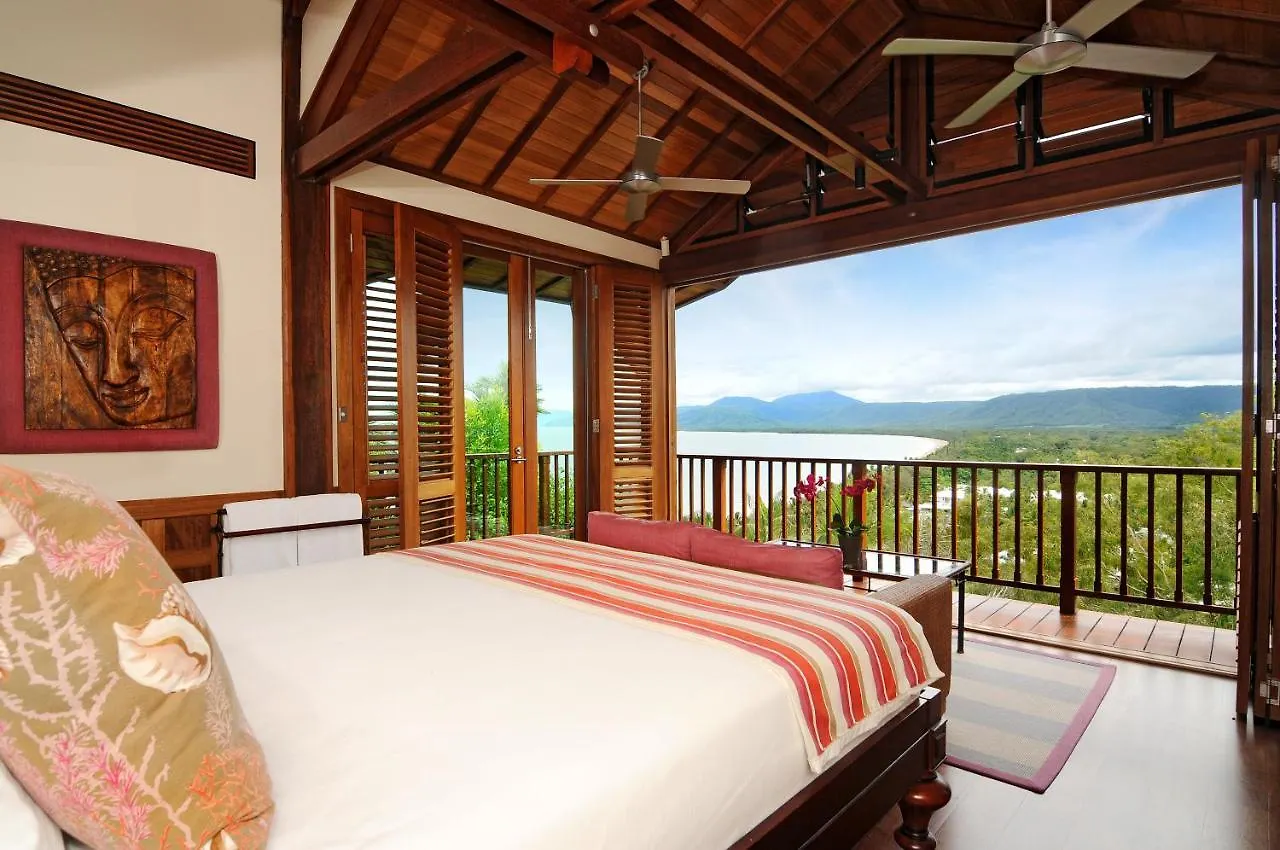 Villa Empat Puluh Dua Port Douglas 0*,